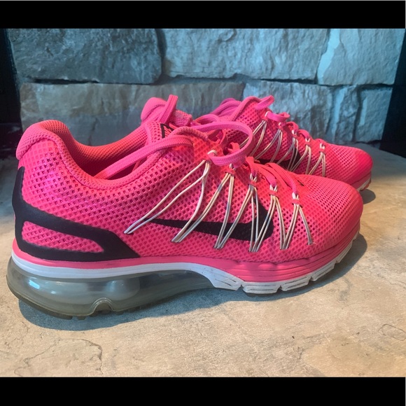 Nike Shoes - Women’s NIKE AIR MAX excellerate 3 pink and black